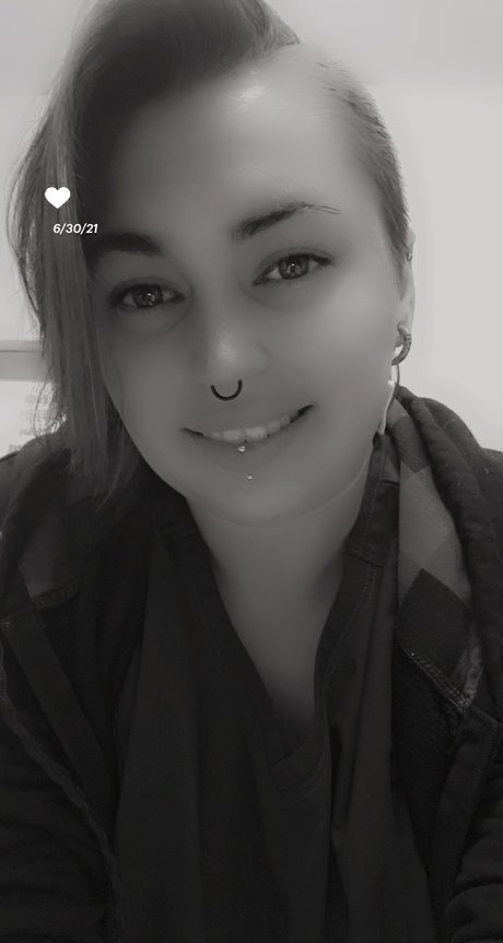 Foto di nudo di fuga di OnlyFans di Zombpenguin91