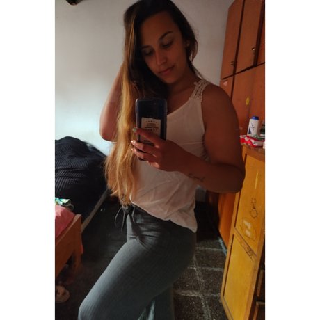 Foto di nudo di fuga di OnlyFans di Zoe