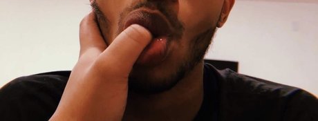 Foto di nudo di fuga di OnlyFans di Ry