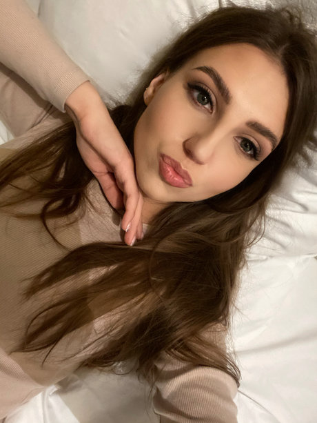 Foto di nudo di fuga di OnlyFans di Daria Pol