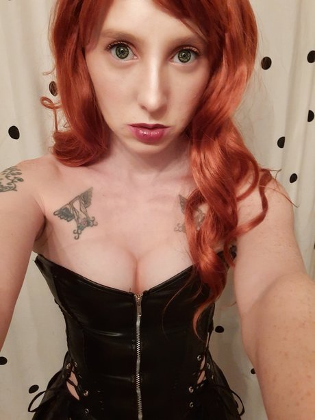 Foto di nudo di fuga di OnlyFans di Redheads Daily