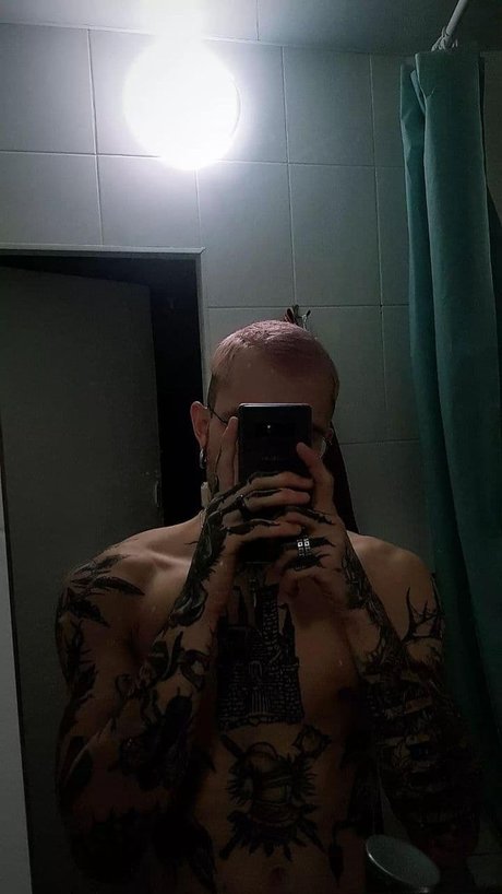 Foto di nudo di fuga di OnlyFans di Igor