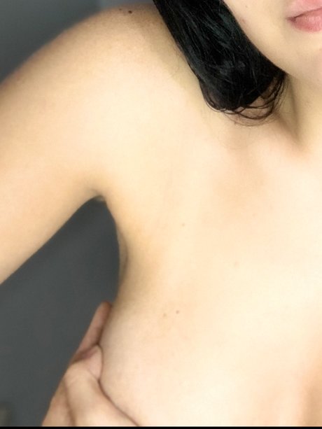 Foto di nudo di fuga di OnlyFans di Chili Pepper