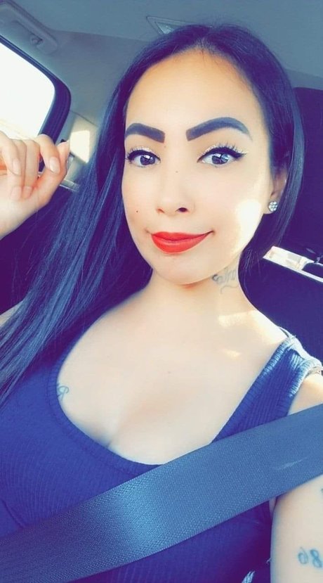 Foto di nudo di fuga di OnlyFans di Carmela