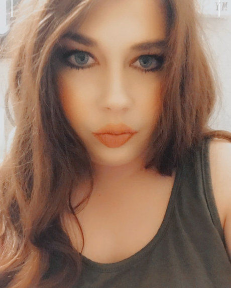 Foto di nudo di fuga di OnlyFans di Luna