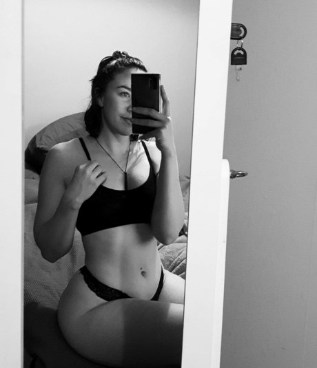 Foto di nudo di fuga di OnlyFans di Paisley