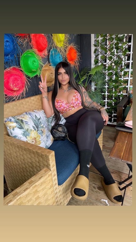 Foto di nudo di fuga di OnlyFans di Diosa