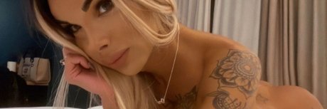 Foto di nudo di fuga di OnlyFans di Florencia Kardashian