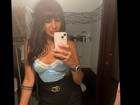 Foto di nudo di fuga di OnlyFans di Niky88