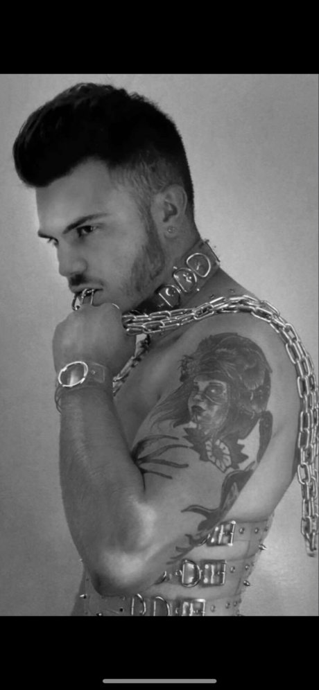 Foto di nudo di fuga di OnlyFans di Msr