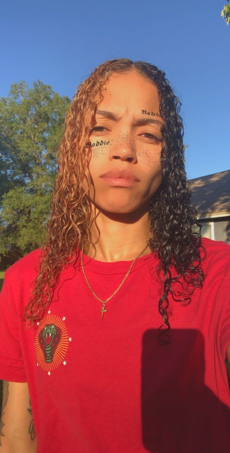 Foto di nudo di fuga di OnlyFans di Breezy