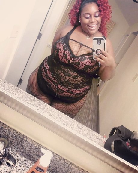 Foto di nudo di fuga di OnlyFans di Kinkkqueen