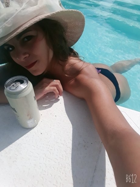 Foto di nudo di fuga di OnlyFans di Olivia