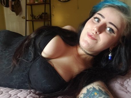 Foto di nudo di fuga di OnlyFans di Goblin Gorlfrand