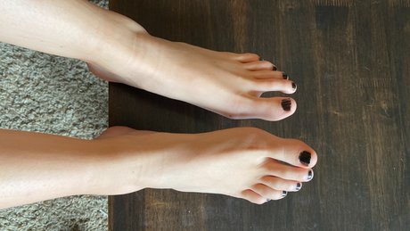 Foto di nudo di fuga di OnlyFans di Camila Stone