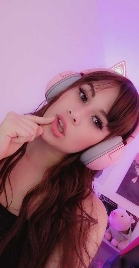 Foto di nudo di fuga di OnlyFans di Lily 
