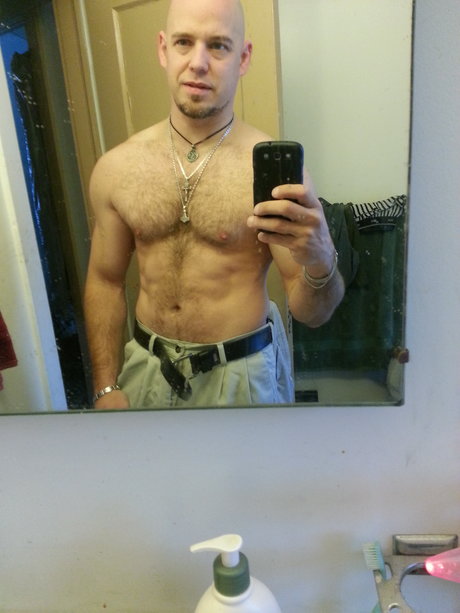 Foto di nudo di fuga di OnlyFans di Ken