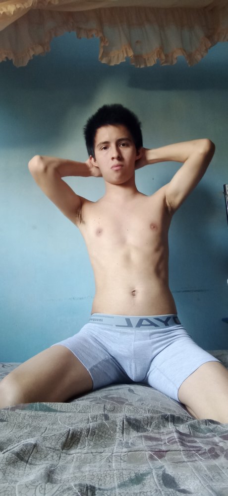 Foto di nudo di fuga di OnlyFans di Rompefantasma3000