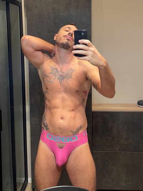 Foto di nudo di fuga di OnlyFans di Ilpuddu88
