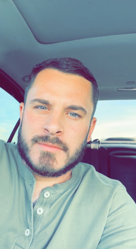 Foto di nudo di fuga di OnlyFans di Kris