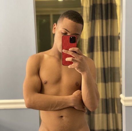 Foto di nudo di fuga di OnlyFans di Kingken