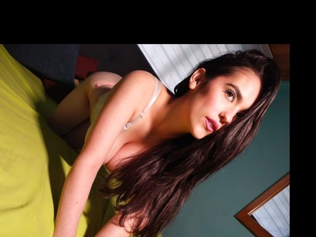 Foto di nudo di fuga di OnlyFans di Soybella