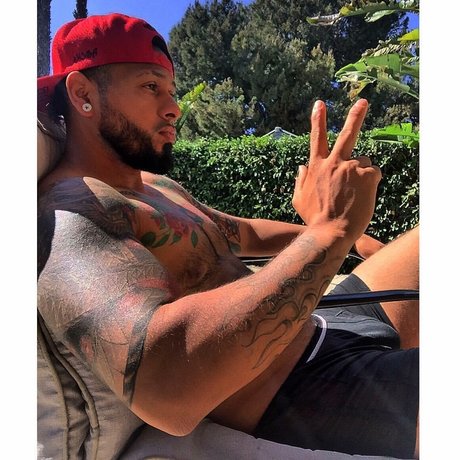 Foto di nudo di fuga di OnlyFans di Rj