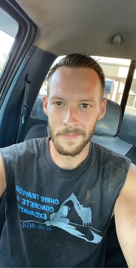 Foto di nudo di fuga di OnlyFans di Papabear