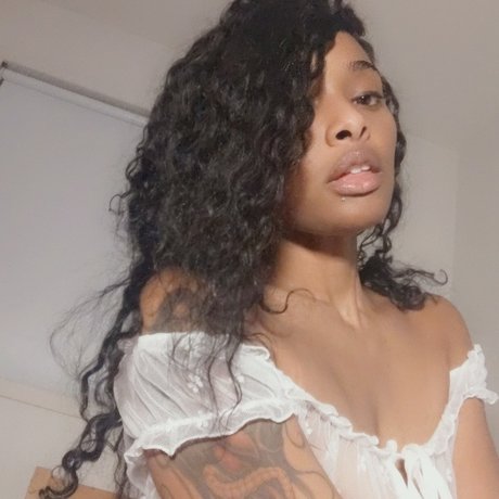 Foto di nudo di fuga di OnlyFans di La La Land Purgatory