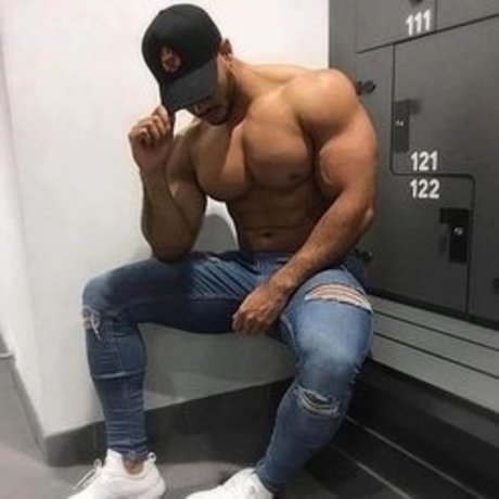 Foto di nudo di fuga di OnlyFans di Eddy