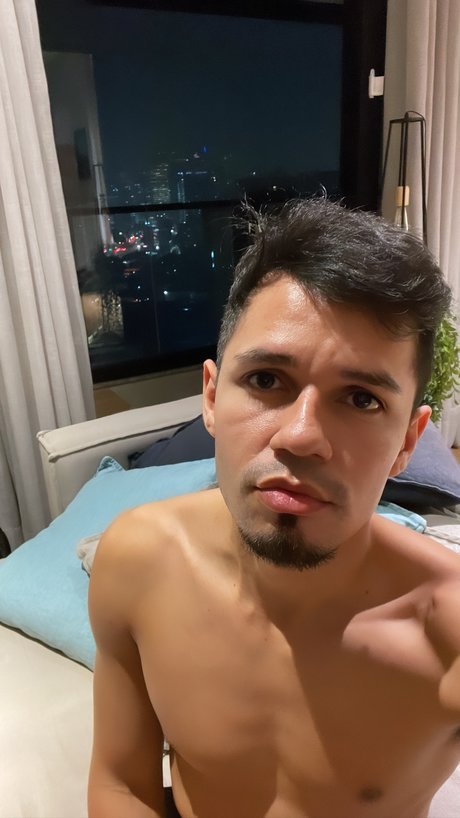 Foto di nudo di fuga di OnlyFans di Meshed Up Life
