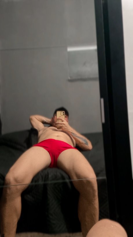 Foto di nudo di fuga di OnlyFans di Glay Camacho