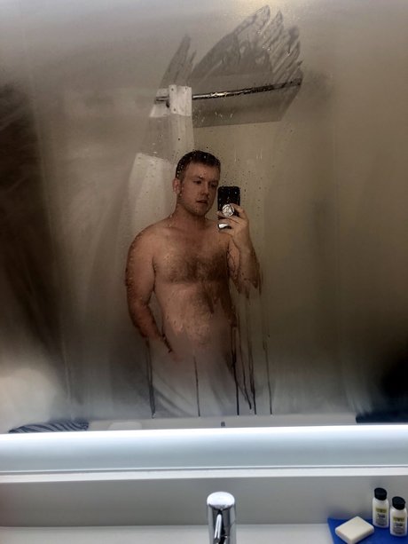 Foto di nudo di fuga di OnlyFans di Versboyinnash
