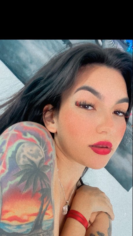 Foto di nudo di fuga di OnlyFans di Julieta