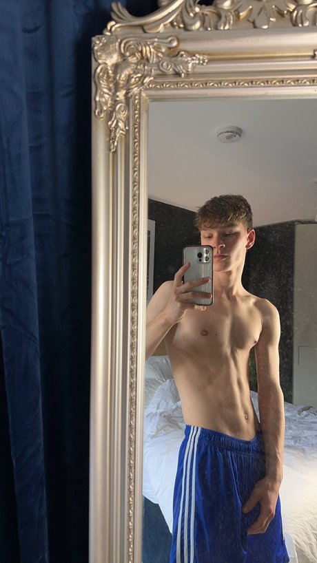 Foto di nudo di fuga di OnlyFans di Lorcan