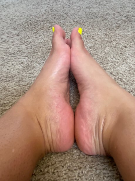 Foto di nudo di fuga di OnlyFans di Athena