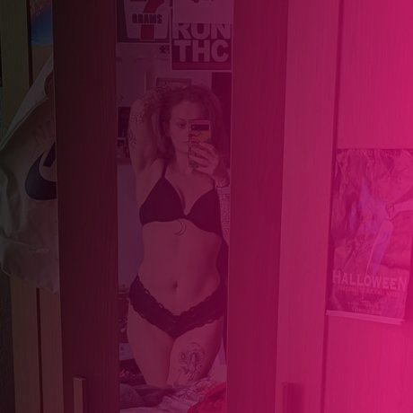 Foto di nudo di fuga di OnlyFans di Coco