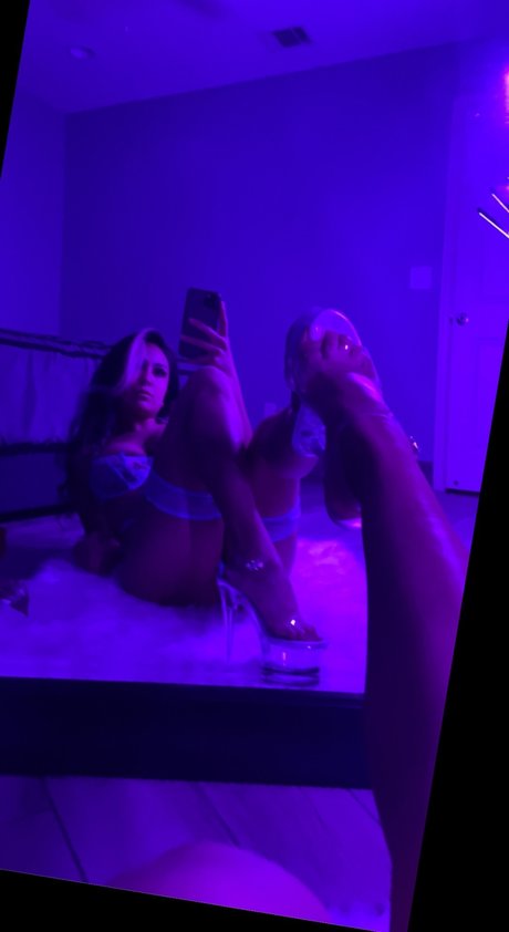 Foto di nudo di fuga di OnlyFans di Valeria Sucia