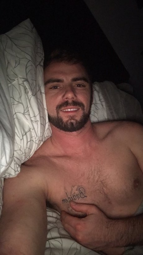 Foto di nudo di fuga di OnlyFans di Lance Bromance