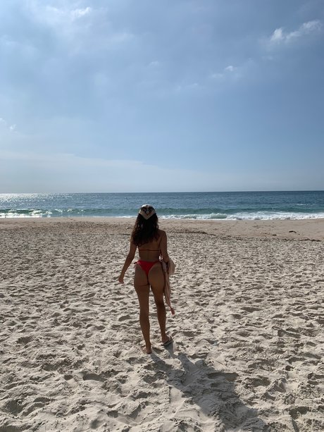 Foto di nudo di fuga di OnlyFans di Jade