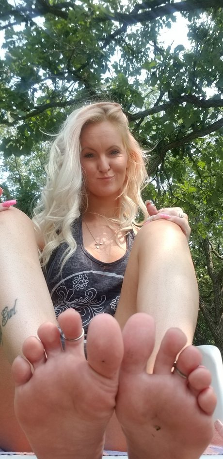 Foto di nudo di fuga di OnlyFans di Sensual Stella