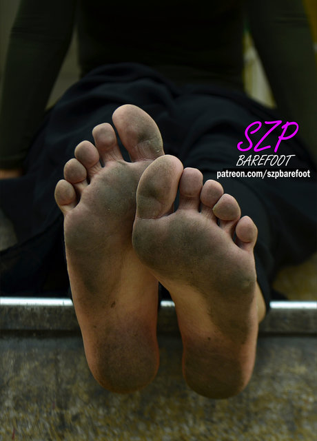 Foto di nudo di fuga di OnlyFans di Szp Barefoot