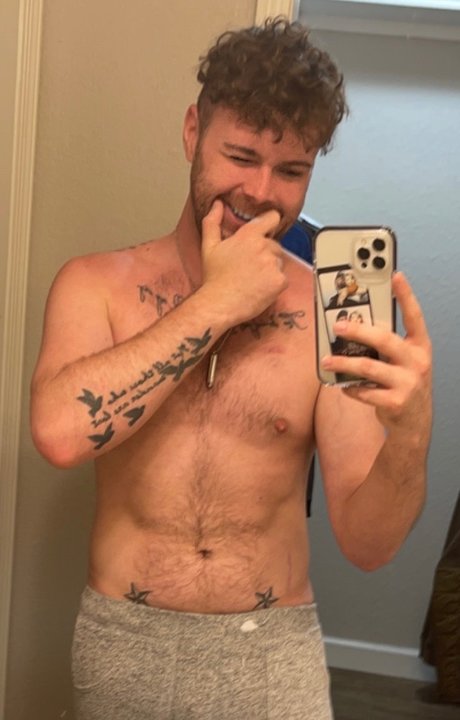 Foto di nudo di fuga di OnlyFans di Nick Carter