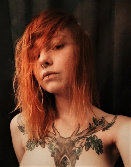 Foto di nudo di fuga di OnlyFans di Livia Quinn