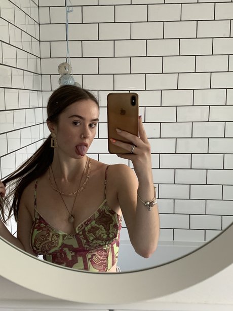 Foto di nudo di fuga di OnlyFans di Ruby