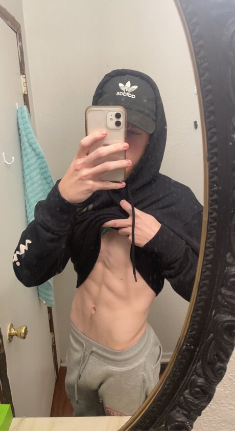 Foto di nudo di fuga di OnlyFans di Xuited