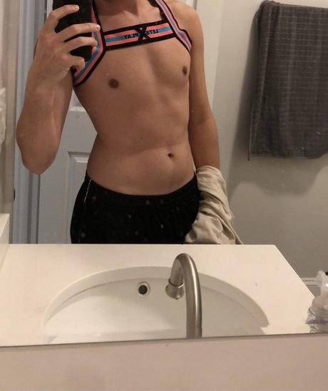 Foto di nudo di fuga di OnlyFans di Brad