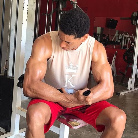 Foto di nudo di fuga di OnlyFans di Peten Washington