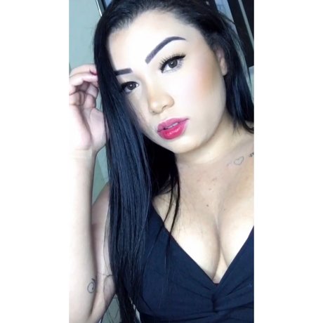Foto di nudo di fuga di OnlyFans di Ingrid