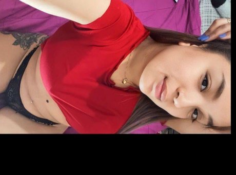 Foto di nudo di fuga di OnlyFans di  Bina 